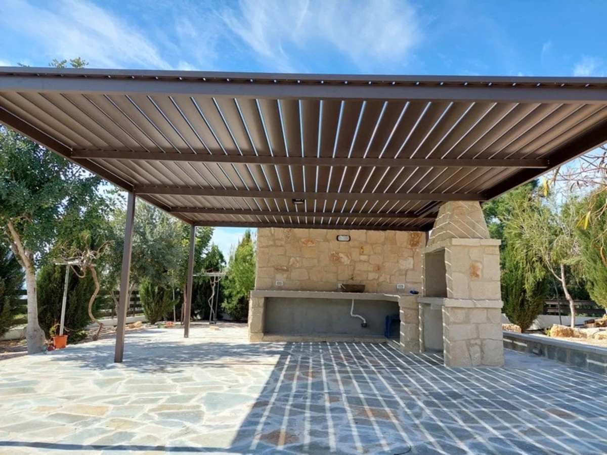 Pergola shade over a terrace
