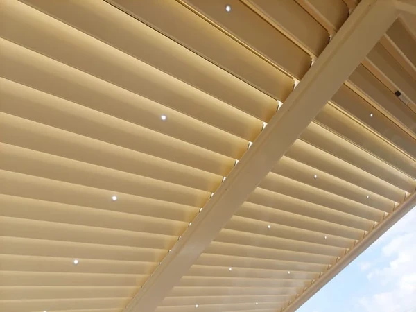 Bioclimatic pergola