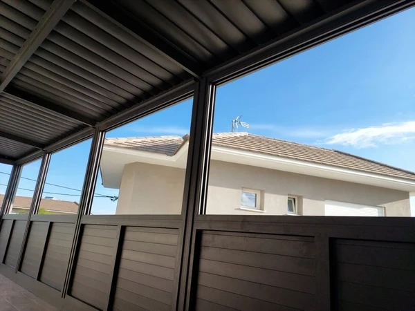 Thick louvered roofs by TopFence, photo 4