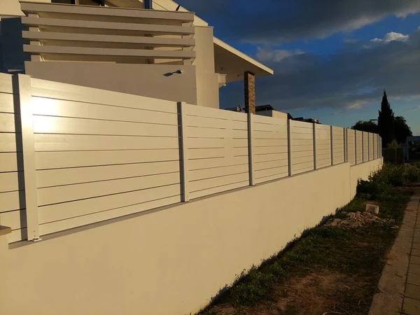 Modern aluminium fence designs by TopFence, photo 38