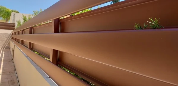 Modern aluminium fence designs by TopFence, photo 8