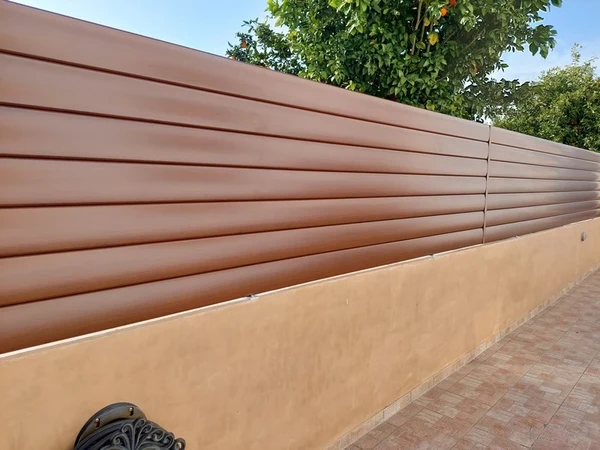 Modern aluminium fence designs by TopFence, photo 15