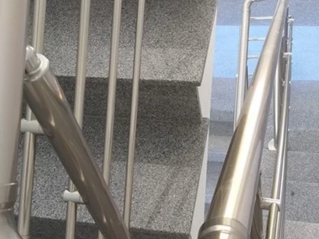 Aluminium staircase